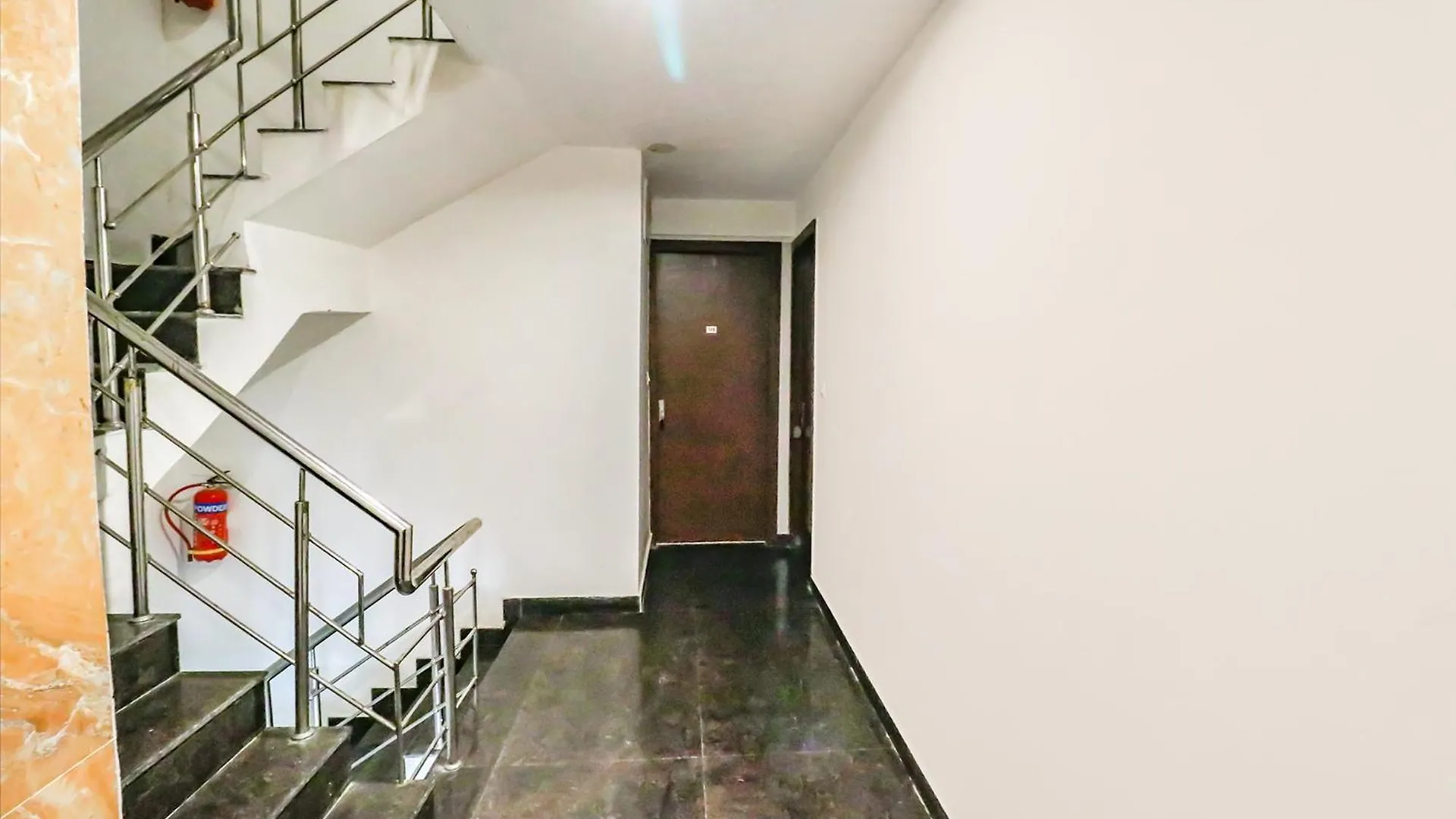 *** Отель Fabhotel Lime Tree Near Yashobhoomi Convention Centre Дели Индия